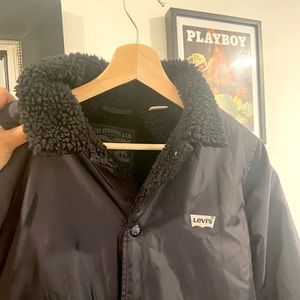 🖤Levi’s Black Sherpa Jacket